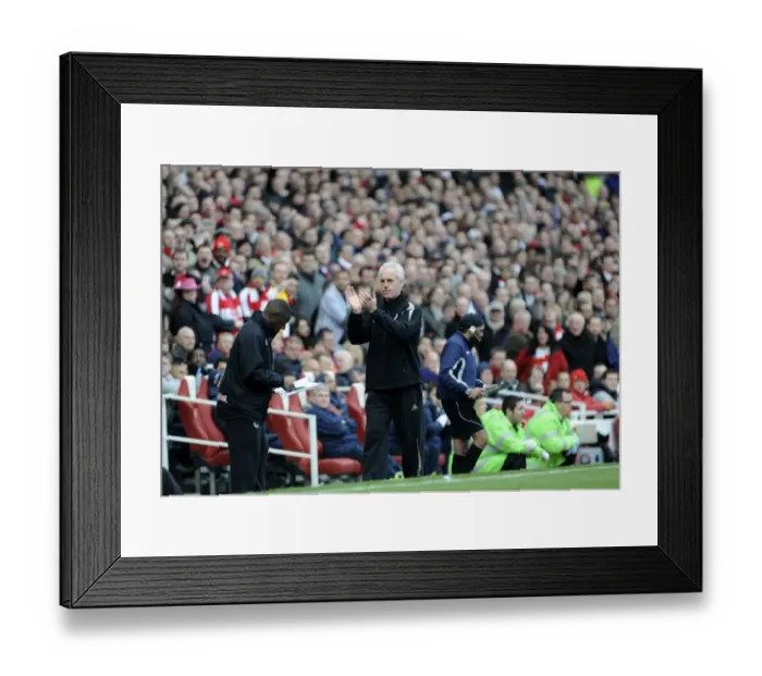 Framed Print : Mick McCarthy Applauds Karl Henry's Send-Off: Wolverhampton Wanderers vs. Arsenal, Premier League Framed Print : Mick McCarthy Applauds Karl Henry's Send-Off: Wolverhampton Wanderers vs. Arsenal, Premier League