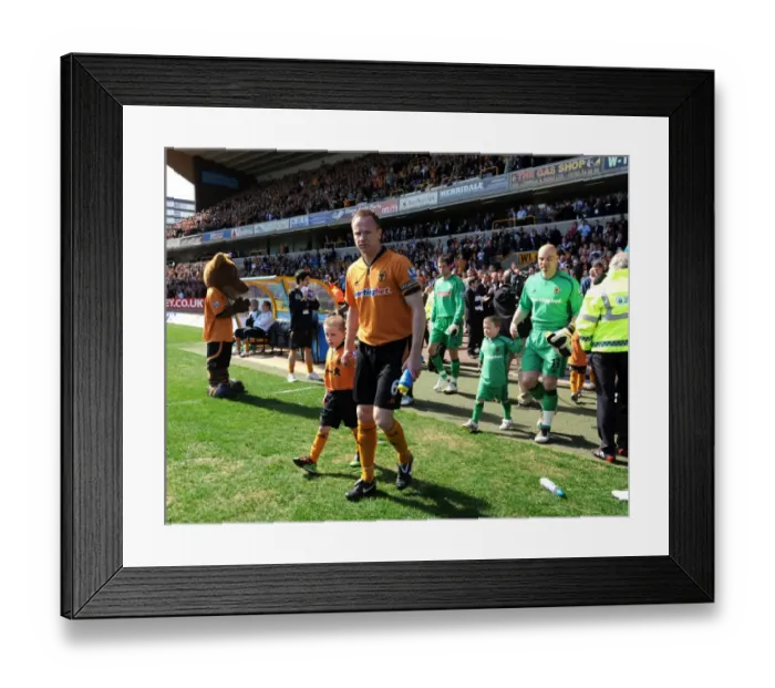 Framed Print : Mascot Showdown: Wolverhampton Wanderers vs Stoke City - Barclays Premier League (11-04-10)