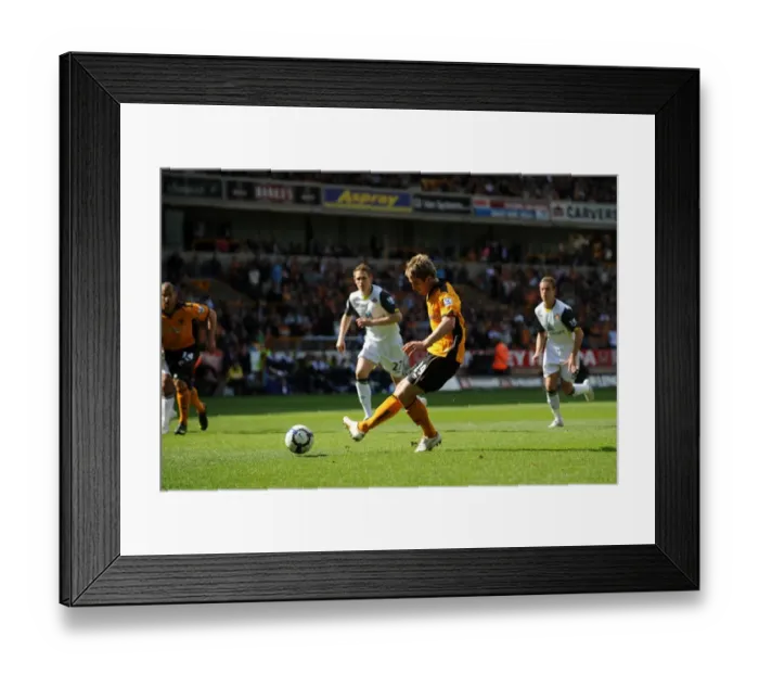 Framed Print : Wolverhampton Wanderers vs Sunderland: Kevin Doyle's Equalizing Goal in Premier League Action Framed Print : Wolverhampton Wanderers vs Sunderland: Kevin Doyle's Equalizing Goal in Premier League Action