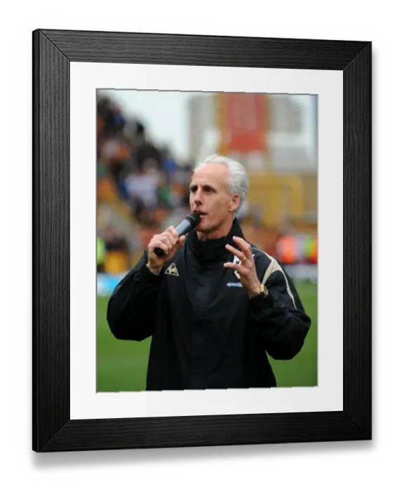 Framed Print : Mick McCarthy's Heartfelt Post-Match Address to Wolves Fans: Wolves vs. Sunderland, Premier League Framed Print : Mick McCarthy's Heartfelt Post-Match Address to Wolves Fans: Wolves vs. Sunderland, Premier League