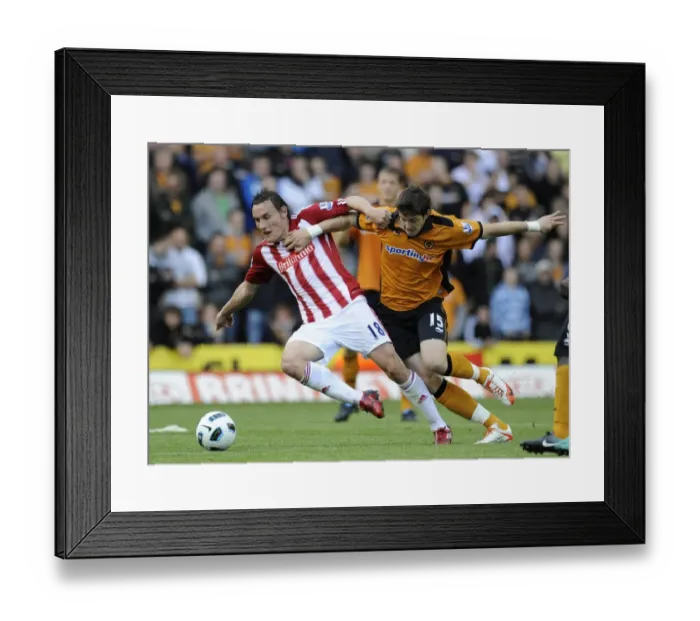 Framed Print : Soccer - Barclays Premier League - Wolverhampton Wanderers v Stoke City Framed Print : Soccer - Barclays Premier League - Wolverhampton Wanderers v Stoke City