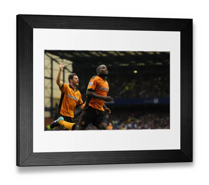 Framed Print : Soccer - Barclays League - Everton v Wolverhampton Wanderers Framed Print : Soccer - Barclays League - Everton v Wolverhampton Wanderers