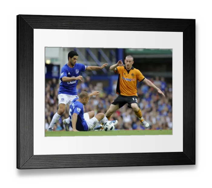 Framed Print : Soccer - Barclays League - Everton v Wolverhampton Wanderers Framed Print : Soccer - Barclays League - Everton v Wolverhampton Wanderers
