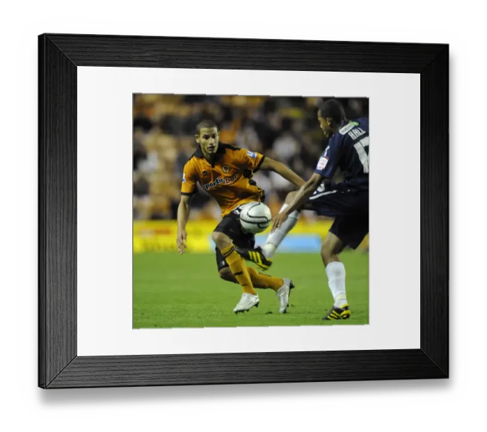 Framed Print : Wolverhampton Wanderers vs. Southend United: Clash in Carling Cup Round Two - A Face-Off Between Guedioura and Hall