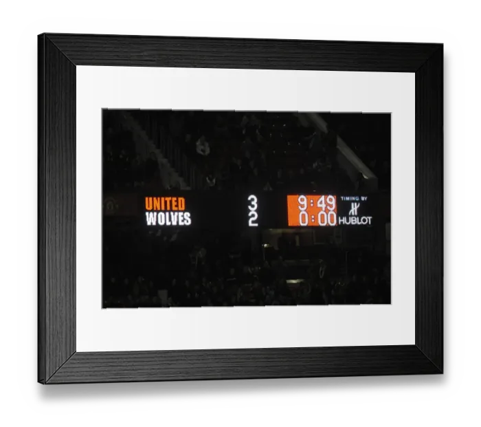Framed Print : Manchester United vs. Wolverhampton Wanderers: Carling Cup Showdown - Full-Time: Man Utd [Score] - Wolves