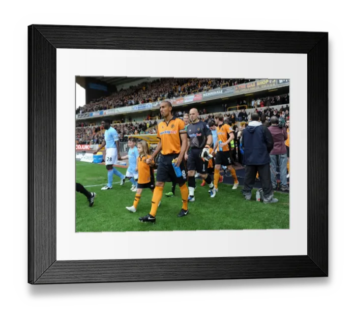 Framed Print : Karl Henry in Action: Wolverhampton Wanderers vs Manchester City - Barclays Premier League Soccer
