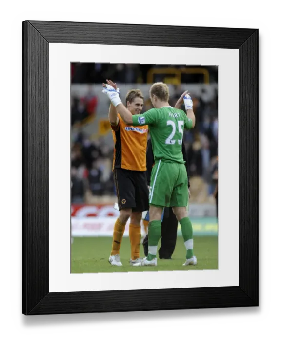 Framed Print : Wolverhampton Wanderers vs Manchester City: A Premier League Showdown - David Edwards vs Joe Hart Framed Print : Wolverhampton Wanderers vs Manchester City: A Premier League Showdown - David Edwards vs Joe Hart