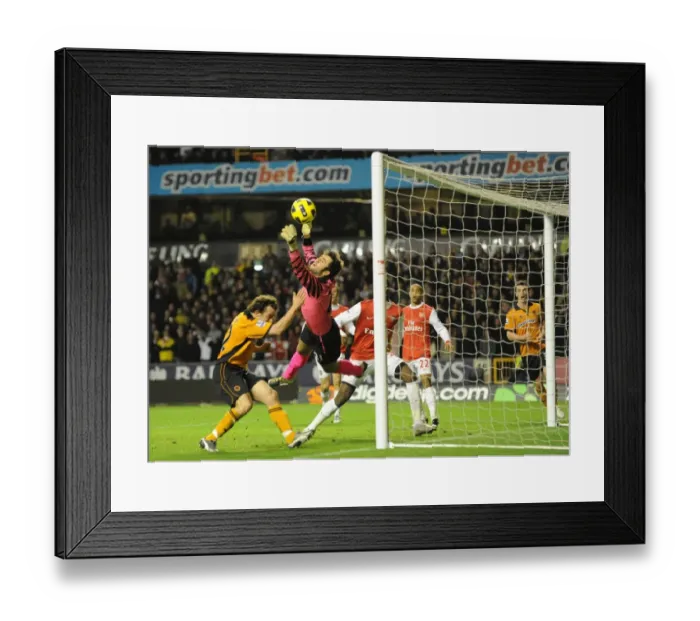 Framed Print : Soccer - Barclays Premier League - Wolverhampton Wanderers v Arsenal