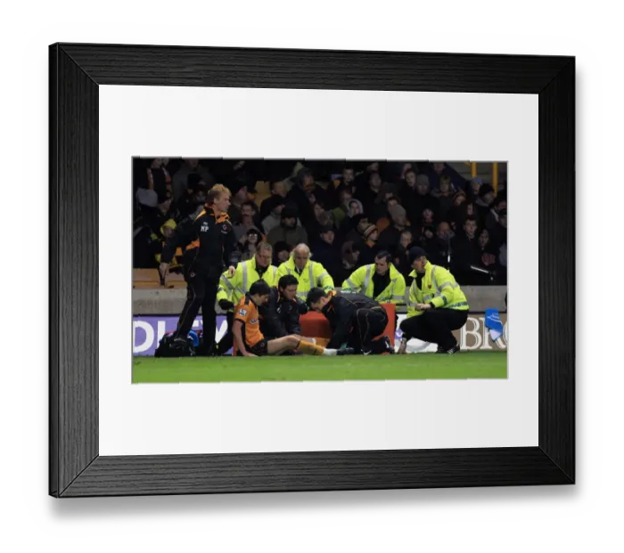 Framed Print : Stephen Ward Suffers Gashed Shin from Cesc Fabregas Challenge: Wolves vs Arsenal (Premier League) Framed Print : Stephen Ward Suffers Gashed Shin from Cesc Fabregas Challenge: Wolves vs Arsenal (Premier League)