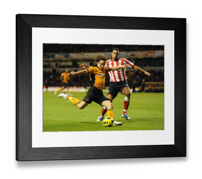 Framed Print : Wolverhampton Wanderers vs Sunderland: Hunt vs Ferdinand - A Premier League Clash