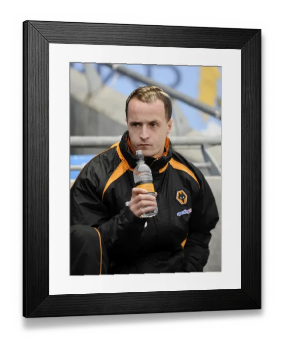Framed Print : Leigh Griffiths Trains with Wolverhampton Wanderers Ahead of Manchester City Clash Framed Print : Leigh Griffiths Trains with Wolverhampton Wanderers Ahead of Manchester City Clash