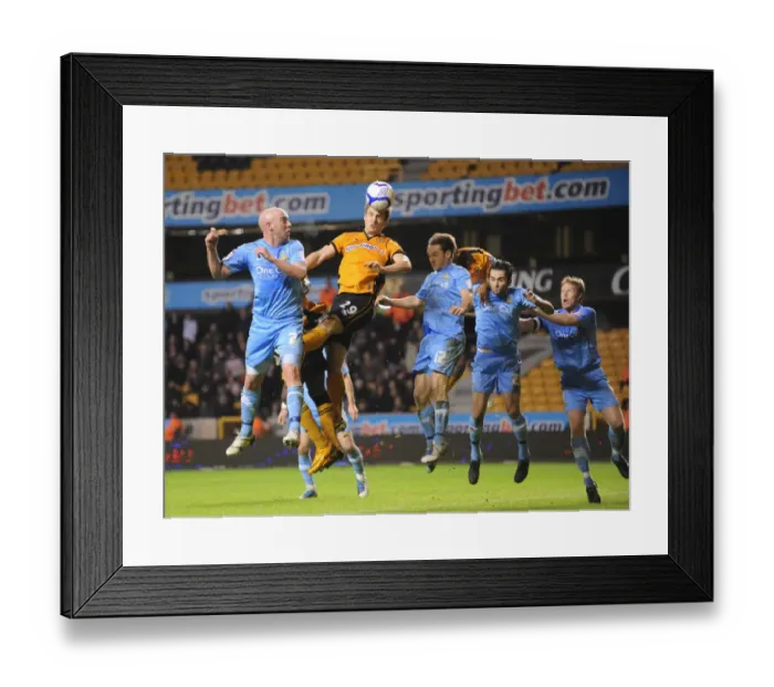 Framed Print : Kevin Doyle Chases FA Cup Glory: Heading Towards Doncaster Rovers Goal