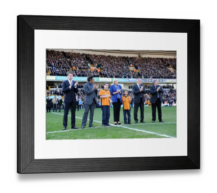 Framed Print : Wolverhampton Wanderers Mourn the Loss of Dean Richards: A Tribute at Wolves vs. Tottenham Hotspur