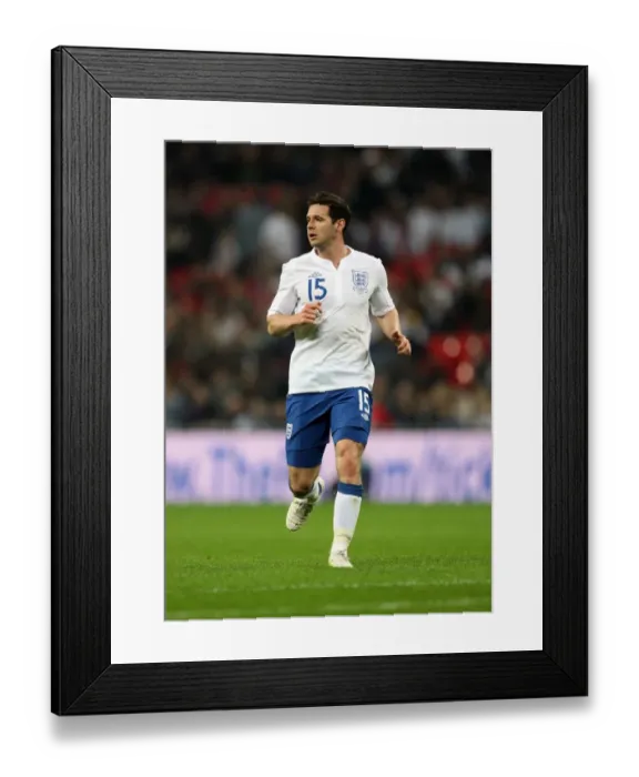 Framed Print : Matt Jarvis of Wolverhampton Wanderers Faces Off in International Friendly: England vs Ghana Framed Print : Matt Jarvis of Wolverhampton Wanderers Faces Off in International Friendly: England vs Ghana