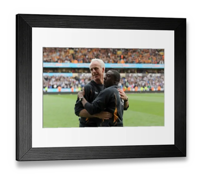Framed Print : SOCCER - Barclays Premier League - Wolverhampton Wanderers v West Bromwich Albion Framed Print : SOCCER - Barclays Premier League - Wolverhampton Wanderers v West Bromwich Albion