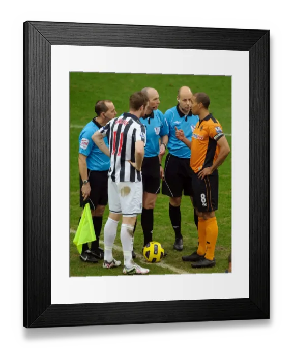 Framed Print : SPORT - Barclays Premier League - West Bromwich Albion v Wolverhampton Wanderers Framed Print : SPORT - Barclays Premier League - West Bromwich Albion v Wolverhampton Wanderers
