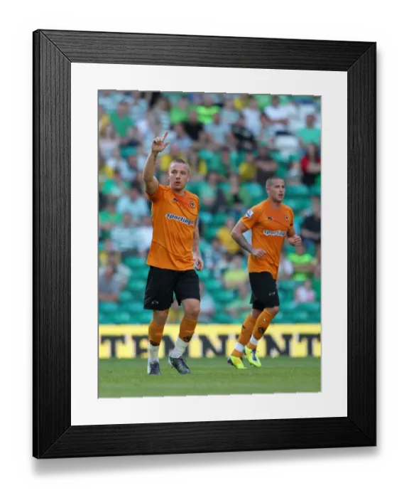 Framed Print : Jamie O'Hara Scores the Opener: Wolves Take Early Lead Against Celtic Framed Print : Jamie O'Hara Scores the Opener: Wolves Take Early Lead Against Celtic