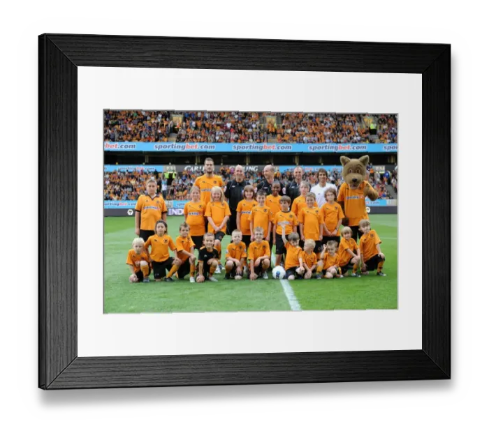 Framed Print : Mascot Clash: Wolverhampton Wanderers vs Real Zaragoza - Pre-season Friendly