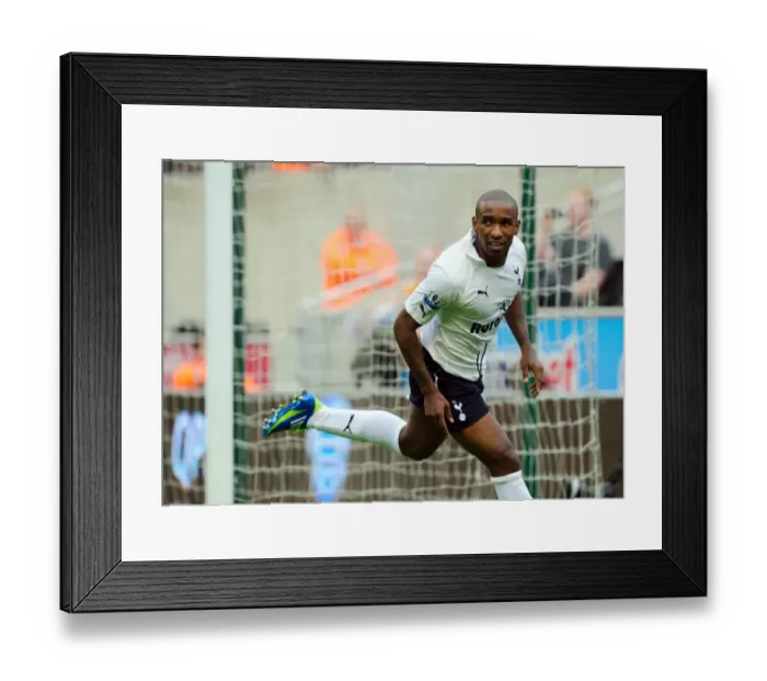 Framed Print : Jermain Defoe's Brace: Wolverhampton Wanderers 0-2 Tottenham Hotspur Framed Print : Jermain Defoe's Brace: Wolverhampton Wanderers 0-2 Tottenham Hotspur