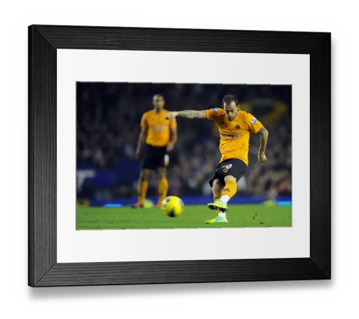 Framed Print : SOCCER - Barclays Premier League - Everton v Wolverhampton Wanderers Framed Print : SOCCER - Barclays Premier League - Everton v Wolverhampton Wanderers