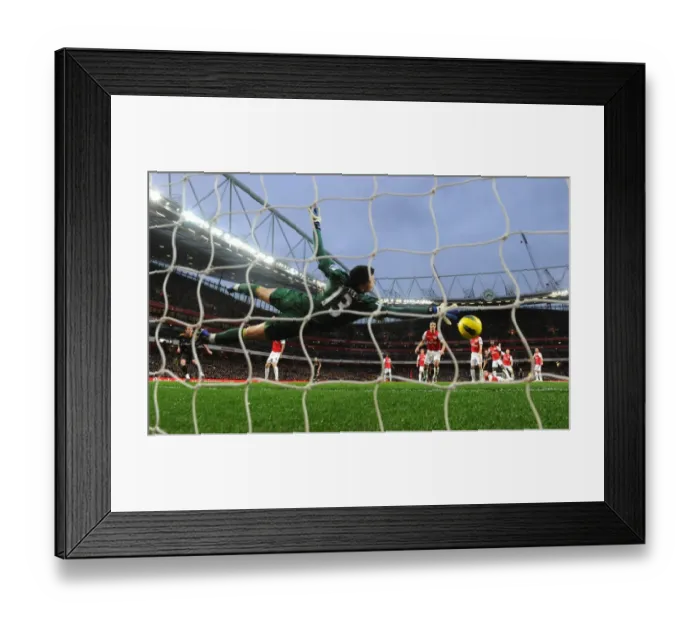 Framed Print : SOCCER - Barclays Premier League - Arsenal v Wolverhampton Wanderers Framed Print : SOCCER - Barclays Premier League - Arsenal v Wolverhampton Wanderers