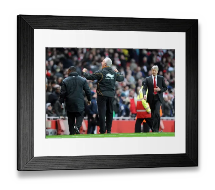 Framed Print : SOCCER - Barclays Premier League - Arsenal v Wolverhampton Wanderers Framed Print : SOCCER - Barclays Premier League - Arsenal v Wolverhampton Wanderers