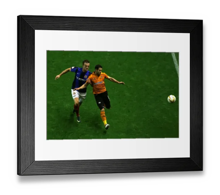 Framed Print : Matthew Jarvis's Evasive Move Against Scott Wiseman: Wolverhampton Wanderers vs Barnsley Championship Clash Framed Print : Matthew Jarvis's Evasive Move Against Scott Wiseman: Wolverhampton Wanderers vs Barnsley Championship Clash