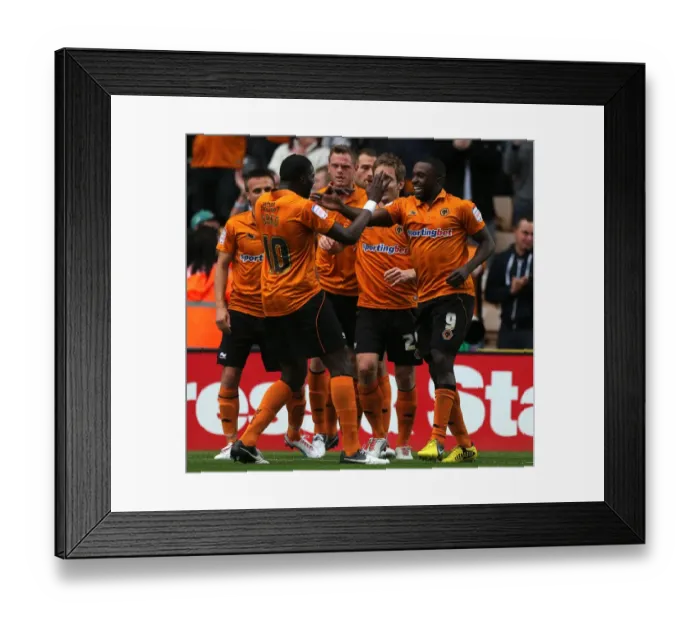 Framed Print : npower Football League Championship - Wolverhampton Wanderers v Leicester City - Molineux Framed Print : npower Football League Championship - Wolverhampton Wanderers v Leicester City - Molineux