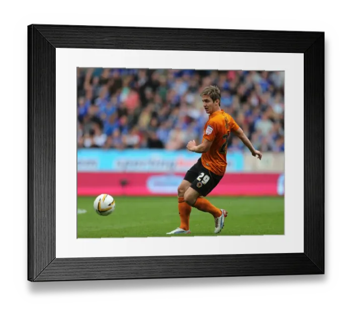 Framed Print : Showdown at Molineux: Wolverhampton Wanderers vs Leicester City (Npower Championship, September 16, 2012) - Kevin Doyle's Determined Performance
