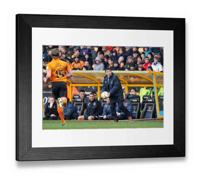 Framed Print : Dean Saunders of Wolverhampton Wanderers Tosses Ball Back in Npower Championship Match against Middlesbrough Framed Print : Dean Saunders of Wolverhampton Wanderers Tosses Ball Back in Npower Championship Match against Middlesbrough