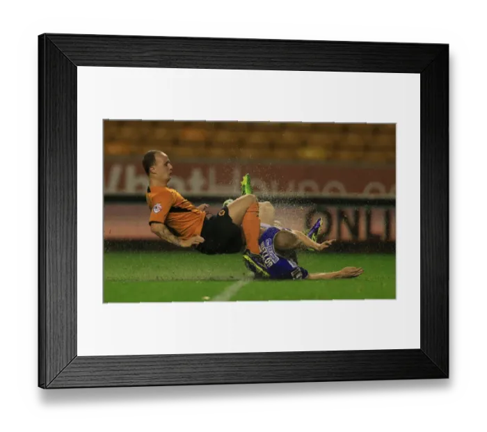 Framed Print : Sky Bet League One - Wolverhampton Wanderers v Oldham Athletic - Molineux