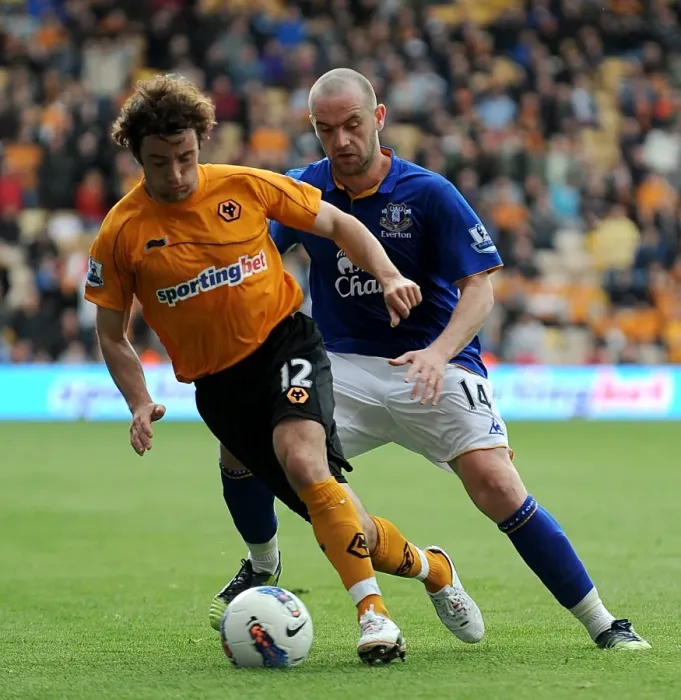 Framed Print : Barclays Premier League - Wolverhampton Wanderers v Everton - Molineux Stadium Framed Print : Barclays Premier League - Wolverhampton Wanderers v Everton - Molineux Stadium
