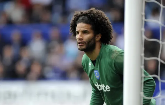 Framed Print : A Battle in the Barclays Premier League: Wolverhampton Wanderers vs Portsmouth - Focus on David James