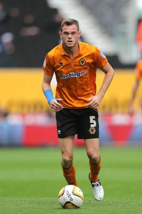 Framed Print : Championship Showdown at Molineux: Stearman's Determination - Wolverhampton Wanderers vs Leicester City