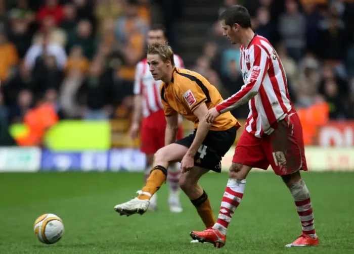 Framed Print : Clash at Molineux: Wolves vs Southampton (10 / 4 / 2009) Framed Print : Clash at Molineux: Wolves vs Southampton (10 / 4 / 2009)