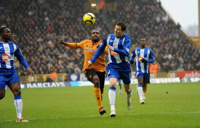 Framed Print : Clash of the Titans: Ebanks-Blake vs Caldwell in the Barclays Premier League - Wolverhampton Wanderers vs Wigan Athletic