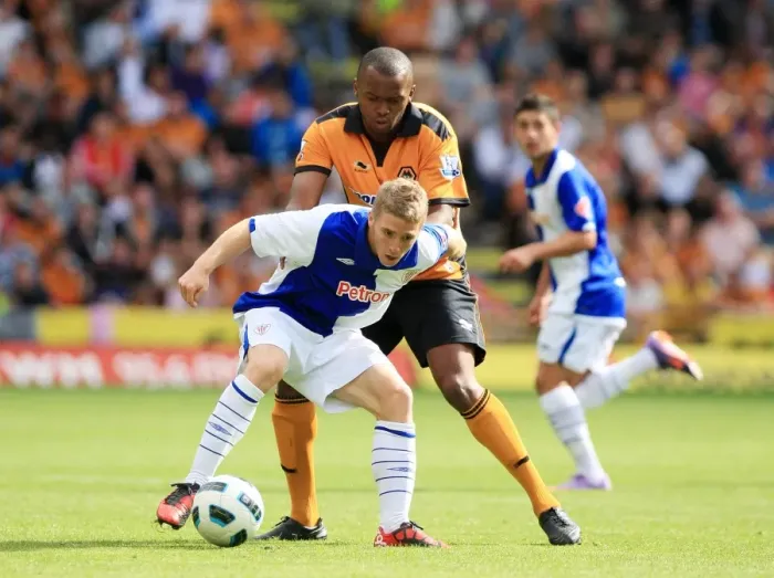 Framed Print : A Clash of Titans: Mouyokolo vs. Lertxundi - Wolves vs. Athletic Bilbao