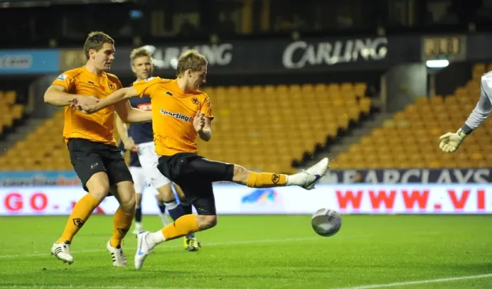 Framed Print : David Edwards Scores the Opener: Wolverhampton Wanderers Lead Millwall in Carling Cup Third Round