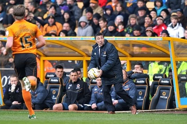 Dean Saunders of Wolverhampton Wanderers Tosses Ball Back in Npower Championship Match against Middlesbrough
