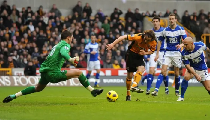 Framed Print : Determined Shot: Stephen Hunt Goes for Glory against Birmingham City (Wolverhampton Wanderers in Barclays Premier League) Framed Print : Determined Shot: Stephen Hunt Goes for Glory against Birmingham City (Wolverhampton Wanderers in Barclays Premier League)