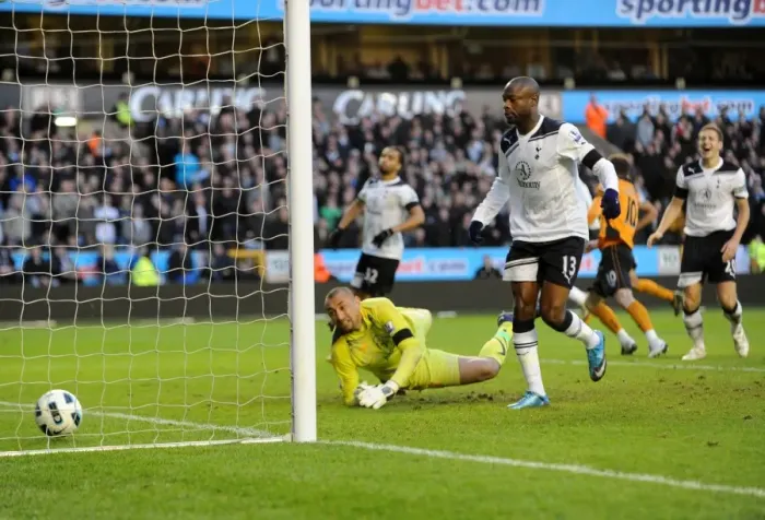 Framed Print : Dramatic Last-Minute Equalizer: Fletcher Stuns Tottenham Hotspur with 3-3 Thriller at Wolverhampton Wanderers