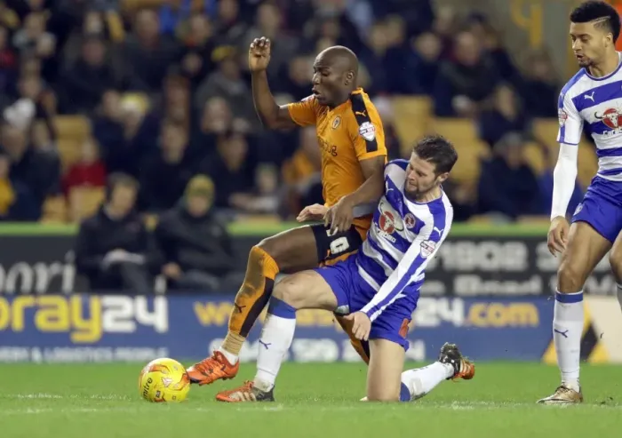 Framed Print : Intense Battle: Benik Afobe vs. Oliver Norwood - Wolverhampton Wanderers vs. Reading (Sky Bet Championship, 2014-15) Framed Print : Intense Battle: Benik Afobe vs. Oliver Norwood - Wolverhampton Wanderers vs. Reading (Sky Bet Championship, 2014-15)