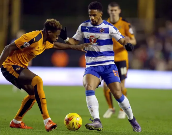 Framed Print : Intense Rivalry: Dom Iorfa vs. Garath McCleary Battle in Wolverhampton Wanderers vs. Reading (Sky Bet Championship, 2014-15)