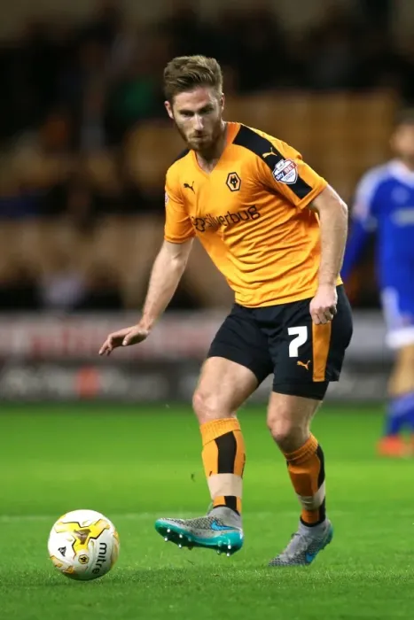 Framed Print : James Henry in Action: Wolves vs Brentford, Sky Bet Championship at Molineux