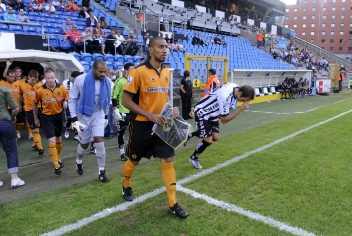 Framed Print : Karl Henry in Action: Wolverhampton Wanderers vs RCSC Charleroi - Pre-Season Friendly