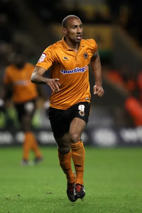 Framed Print : Karl Henry at Molineux: Wolverhampton Wanderers vs Birmingham City - Npower Championship Clash (December 8, 2012)