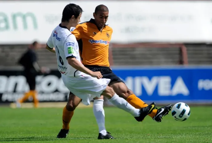 Framed Print : Karl Henry vs. Stephen Traynor: Clash in Wolverhampton Wanderers vs. Bohemian Pre-Season Friendly Match Framed Print : Karl Henry vs. Stephen Traynor: Clash in Wolverhampton Wanderers vs. Bohemian Pre-Season Friendly Match