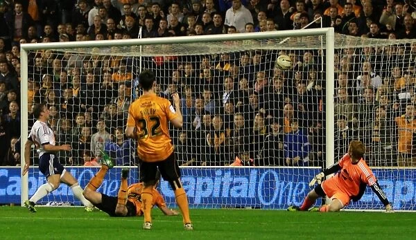 Kevin Doyle Scores His Second Goal: Wolves 2-0 Bolton Wanderers in Championship