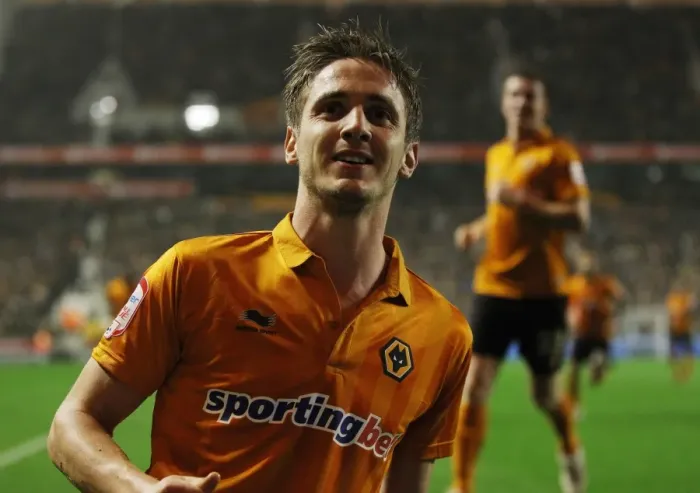 Framed Print : Kevin Doyle's Double Strike: Wolverhampton Wanderers vs. Bolton Wanderers in Championship Clash at Molineux