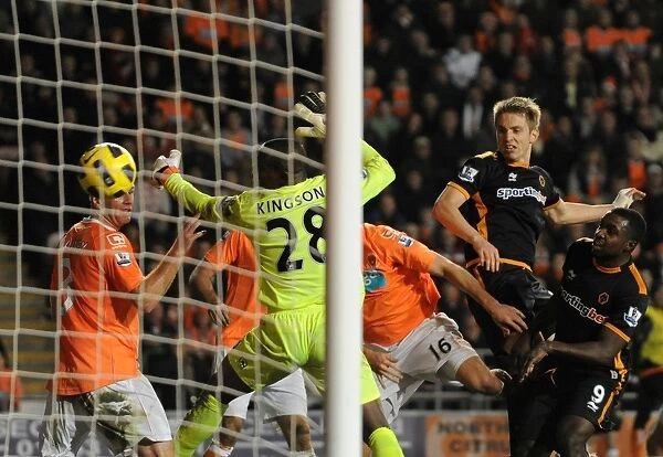 Kevin Doyle's Dramatic 2-1 Goal for Wolverhampton Wanderers vs. Blackpool in the Premier League